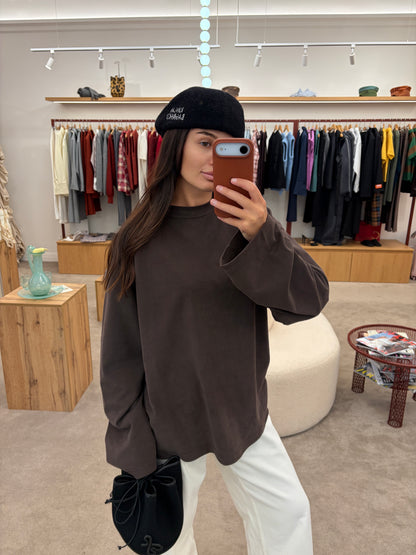 Oversized Longsleeve Dark Chocolate